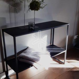 Sidetable met 2 schappen mat zwart (105 cm)